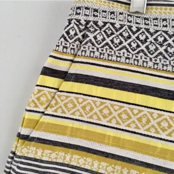 ANN TAYLOR LOFT- WOMENS RIVERA BROCADE SHORTS Size 10 - Picture 6 of 9